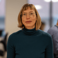 Lanna Larshagen: Commercial Excellence Consultant